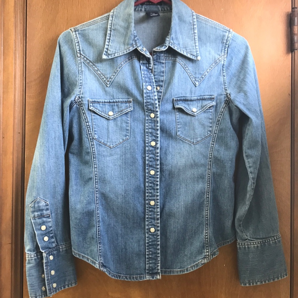 Gap Jean Button Up